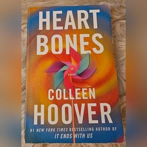 Heart Bones by Colleen Hoover (Paperback)